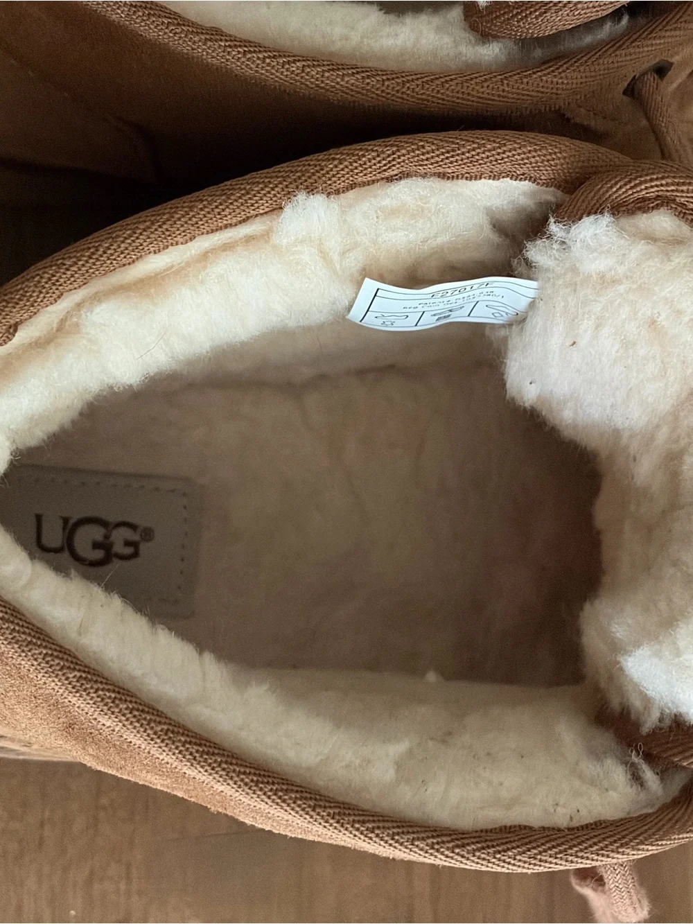 UGG classic men’s